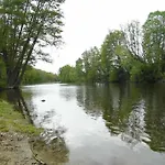 Joli Petit T2 Calme Au Bord De Leau