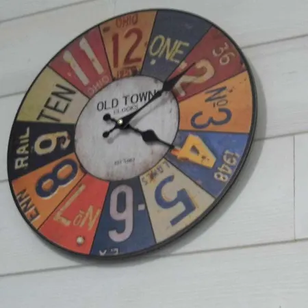 Сasa de vacaciones Joli Petit T2 Calme Au Bord De Leau